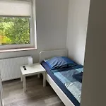Have-a-nice-stay - Monteurunterkunft - Einzelbetten - Bad - Kueche - Parkplatz Διαμέρισμα