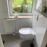 Have-a-nice-stay - Monteurunterkunft - Einzelbetten - Bad - Kueche - Parkplatz * Gross Niendorf (Schleswig-Holstein)