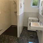 Διαμέρισμα Have-a-nice-stay - Monteurunterkunft - Einzelbetten - Bad - Kueche - Parkplatz