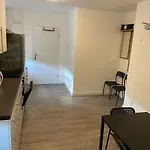 Have-a-nice-stay - Monteurunterkunft - Einzelbetten - Bad - Kueche - Parkplatz Διαμέρισμα