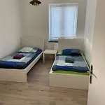 Διαμέρισμα Have-a-nice-stay - Monteurunterkunft - Einzelbetten - Bad - Kueche - Parkplatz Gross Niendorf (Schleswig-Holstein)