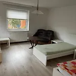 Have-a-nice-stay - Monteurunterkunft - Einzelbetten - Bad - Kueche - Parkplatz Gross Niendorf (Schleswig-Holstein)