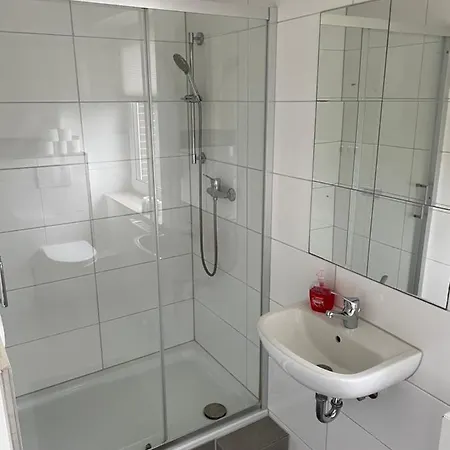 公寓 Have-a-nice-stay - Monteurunterkunft - Einzelbetten - Bad - Kueche - Parkplatz *