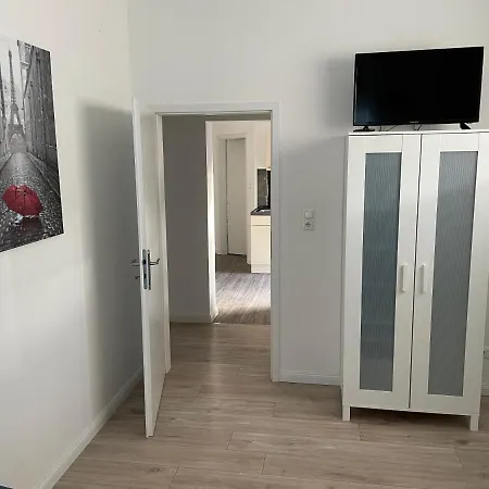 Have-a-nice-stay - Monteurunterkunft - Einzelbetten - Bad - Kueche - Parkplatz