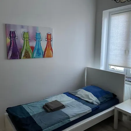Have-a-nice-stay - Monteurunterkunft - Einzelbetten - Bad - Kueche - Parkplatz *