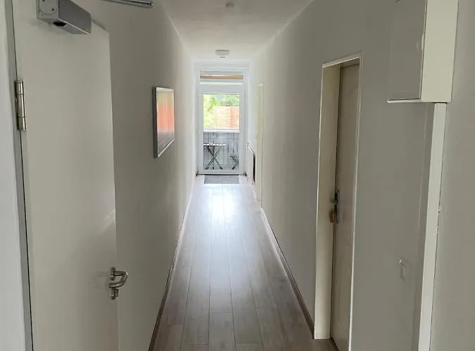 Lejlighed Have-a-nice-stay - Monteurunterkunft - Einzelbetten - Bad - Kueche - Parkplatz Gross Niendorf (Schleswig-Holstein)