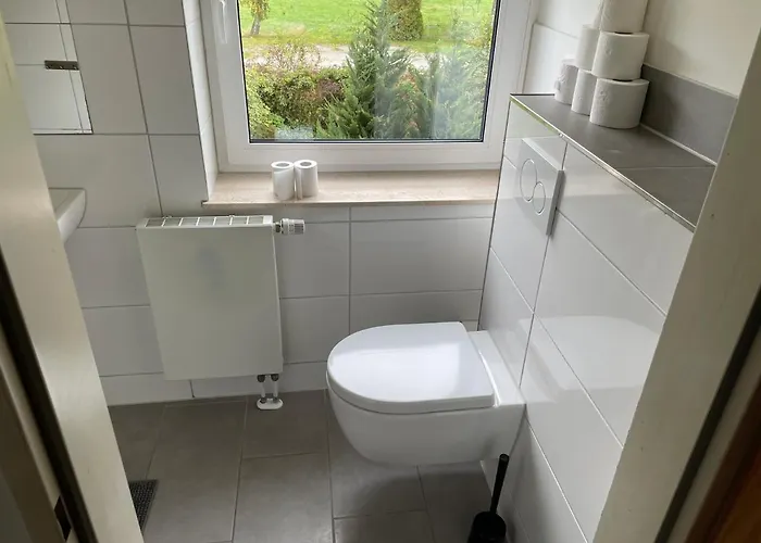 Have-a-nice-stay - Monteurunterkunft - Einzelbetten - Bad - Kueche - Parkplatz * Gross Niendorf (Schleswig-Holstein)