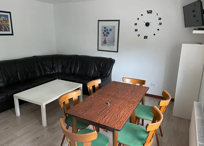 Have-a-nice-stay - Monteurunterkunft - Einzelbetten - Bad - Kueche - Parkplatz Lejlighed Gross Niendorf (Schleswig-Holstein)