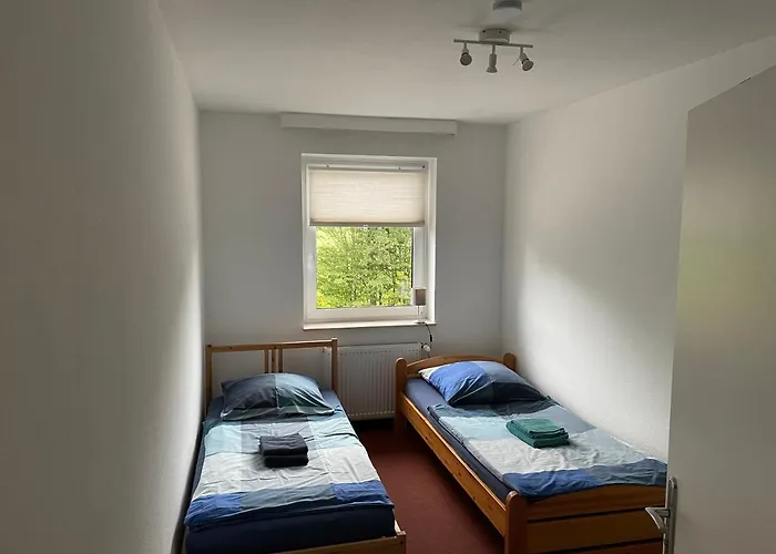 Have-a-nice-stay - Monteurunterkunft - Einzelbetten - Bad - Kueche - Parkplatz * Gross Niendorf (Schleswig-Holstein)