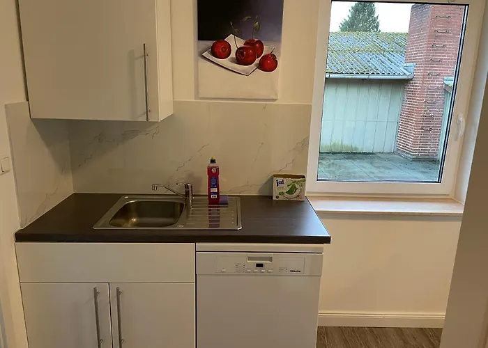 Have-a-nice-stay - Monteurunterkunft - Einzelbetten - Bad - Kueche - Parkplatz Gross Niendorf (Schleswig-Holstein)