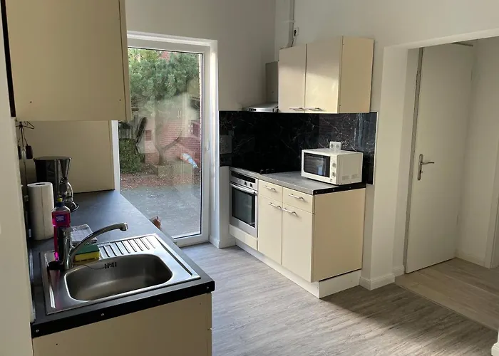 Have-a-nice-stay - Monteurunterkunft - Einzelbetten - Bad - Kueche - Parkplatz Lejlighed