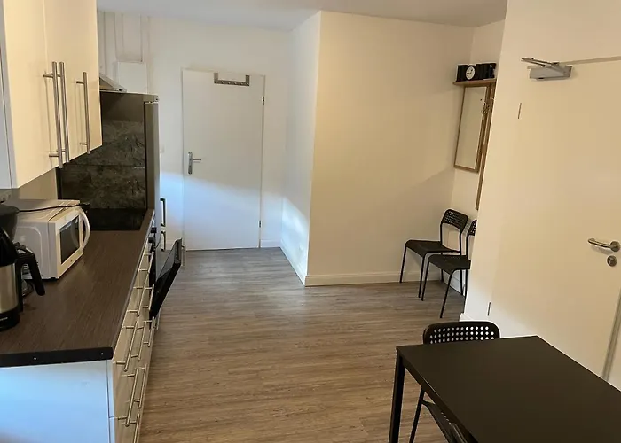 Have-a-nice-stay - Monteurunterkunft - Einzelbetten - Bad - Kueche - Parkplatz Lejlighed