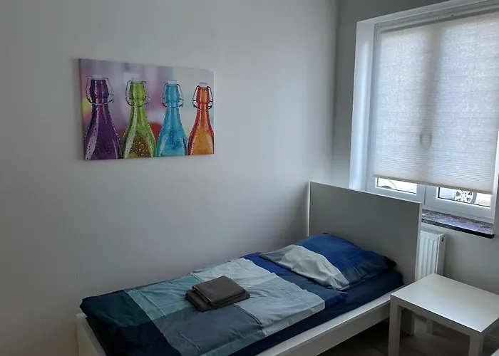 Have-a-nice-stay - Monteurunterkunft - Einzelbetten - Bad - Kueche - Parkplatz *