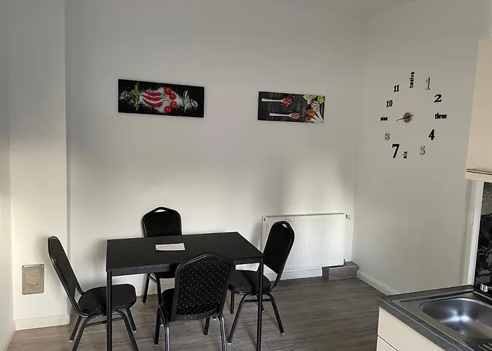 Lejlighed Have-a-nice-stay - Monteurunterkunft - Einzelbetten - Bad - Kueche - Parkplatz Gross Niendorf (Schleswig-Holstein)