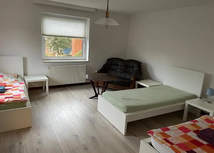 Have-a-nice-stay - Monteurunterkunft - Einzelbetten - Bad - Kueche - Parkplatz Gross Niendorf (Schleswig-Holstein)